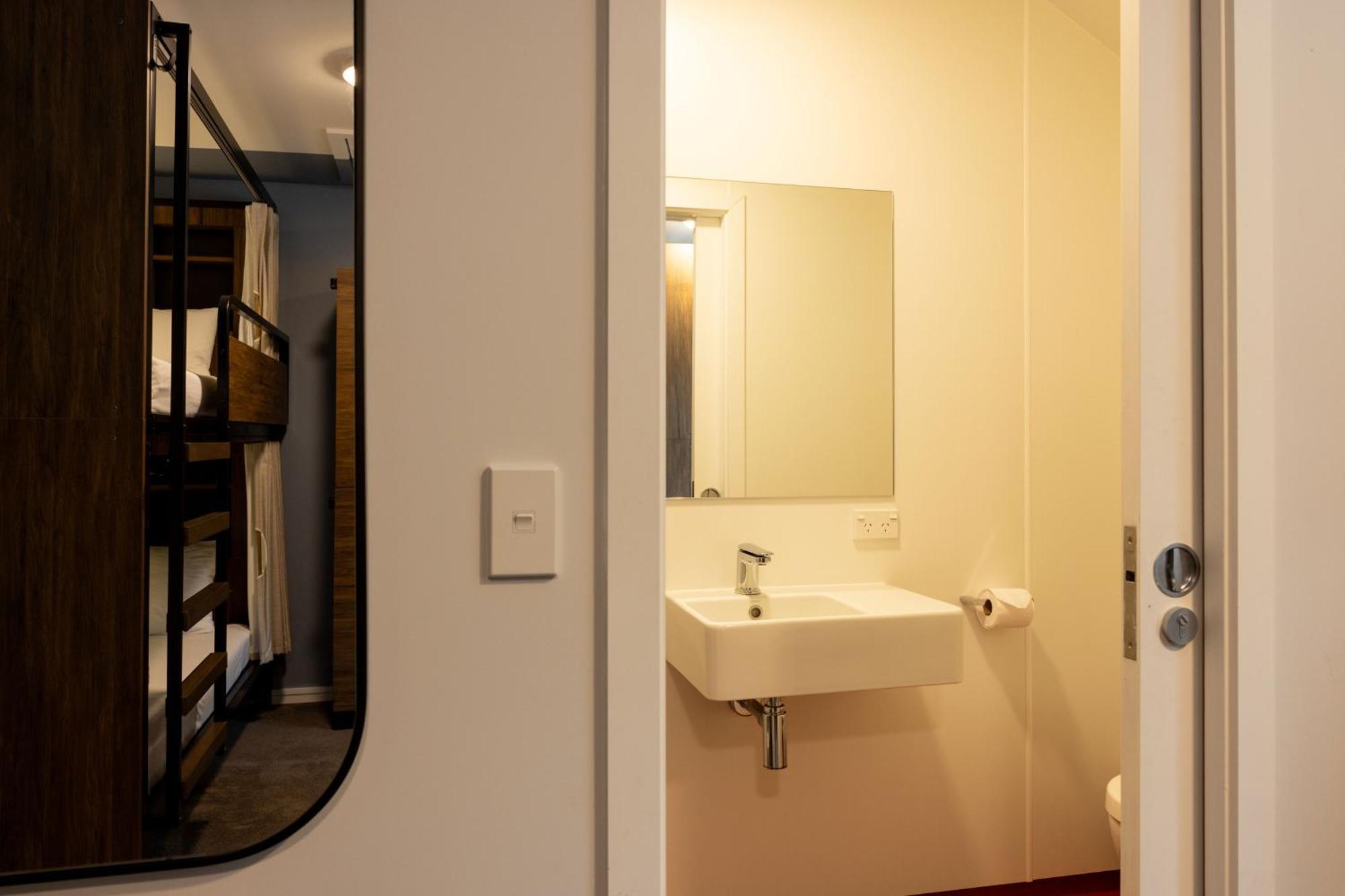 Haka House Queenstown Lakefront Стая снимка
