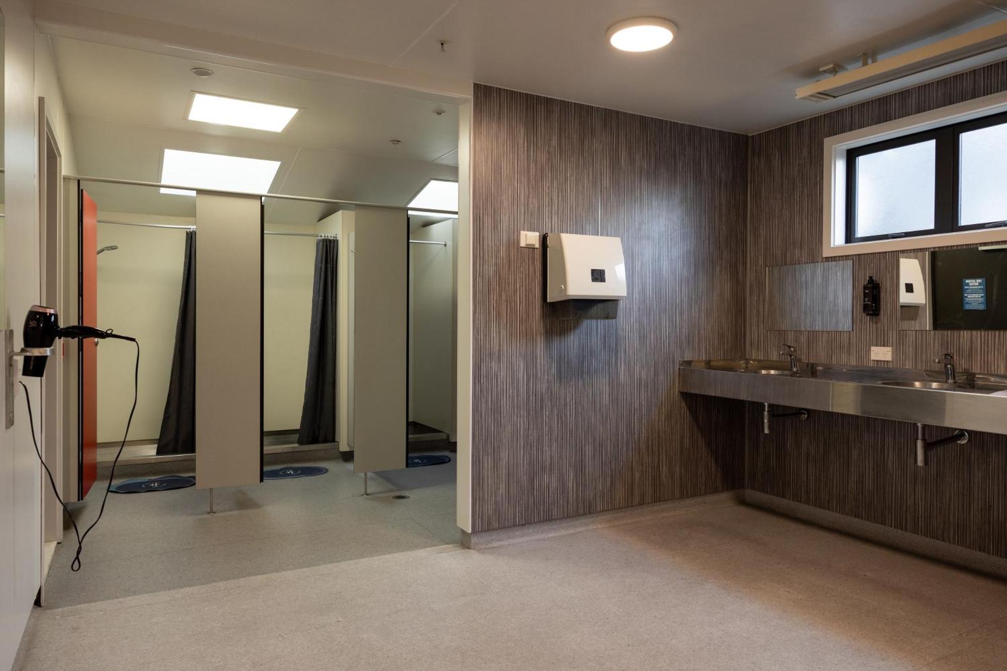 Haka House Queenstown Lakefront Екстериор снимка