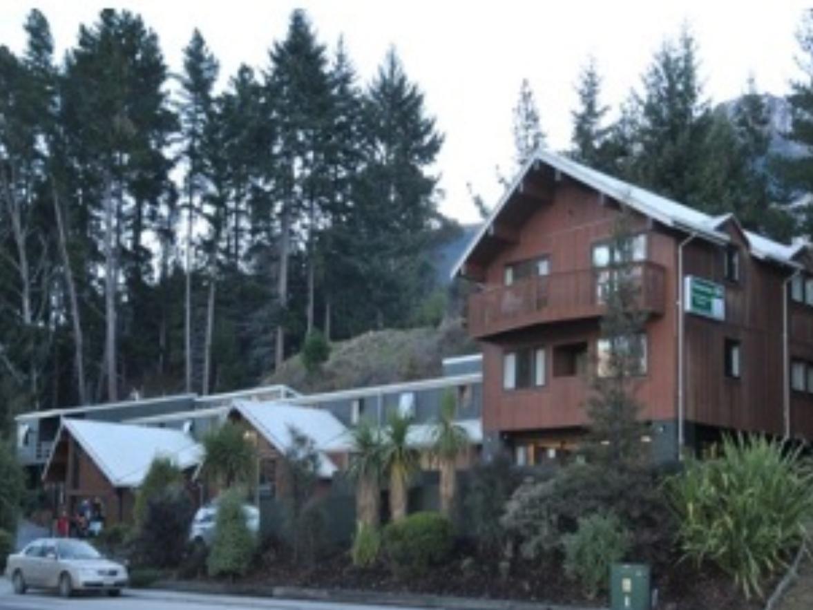 Haka House Queenstown Lakefront Екстериор снимка